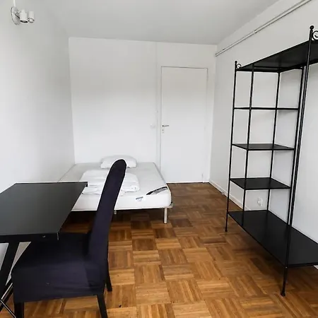 Deux En Colocation Conviviale Appartement